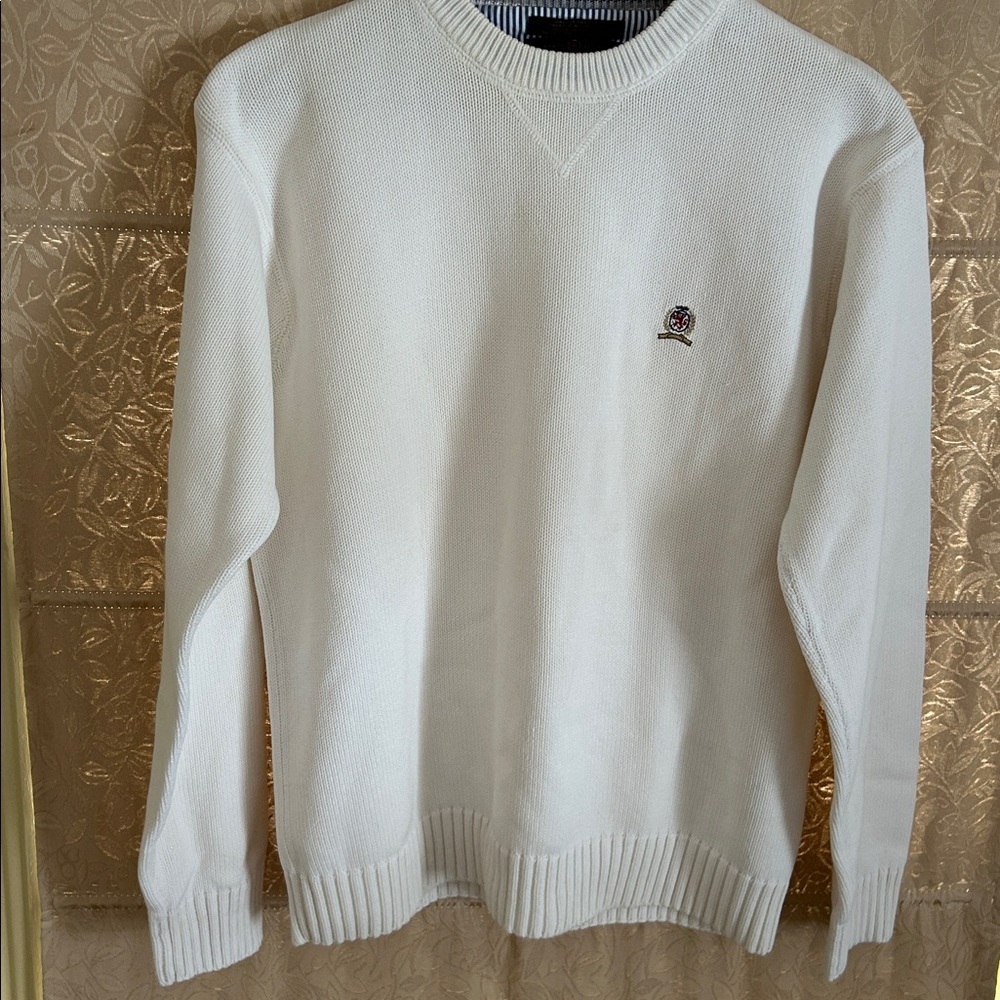 New Tommy Hilfiger Cream Crewneck 100% cotton Sweater